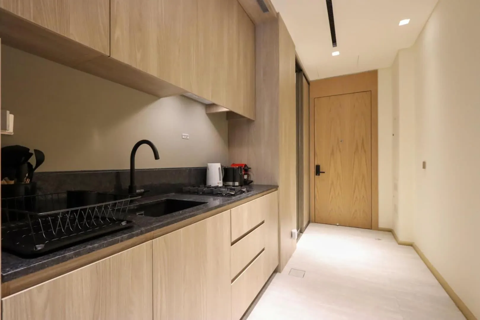 Apartment Livbnb - Serene Studio With Private Terrace In Jvc Dubai
