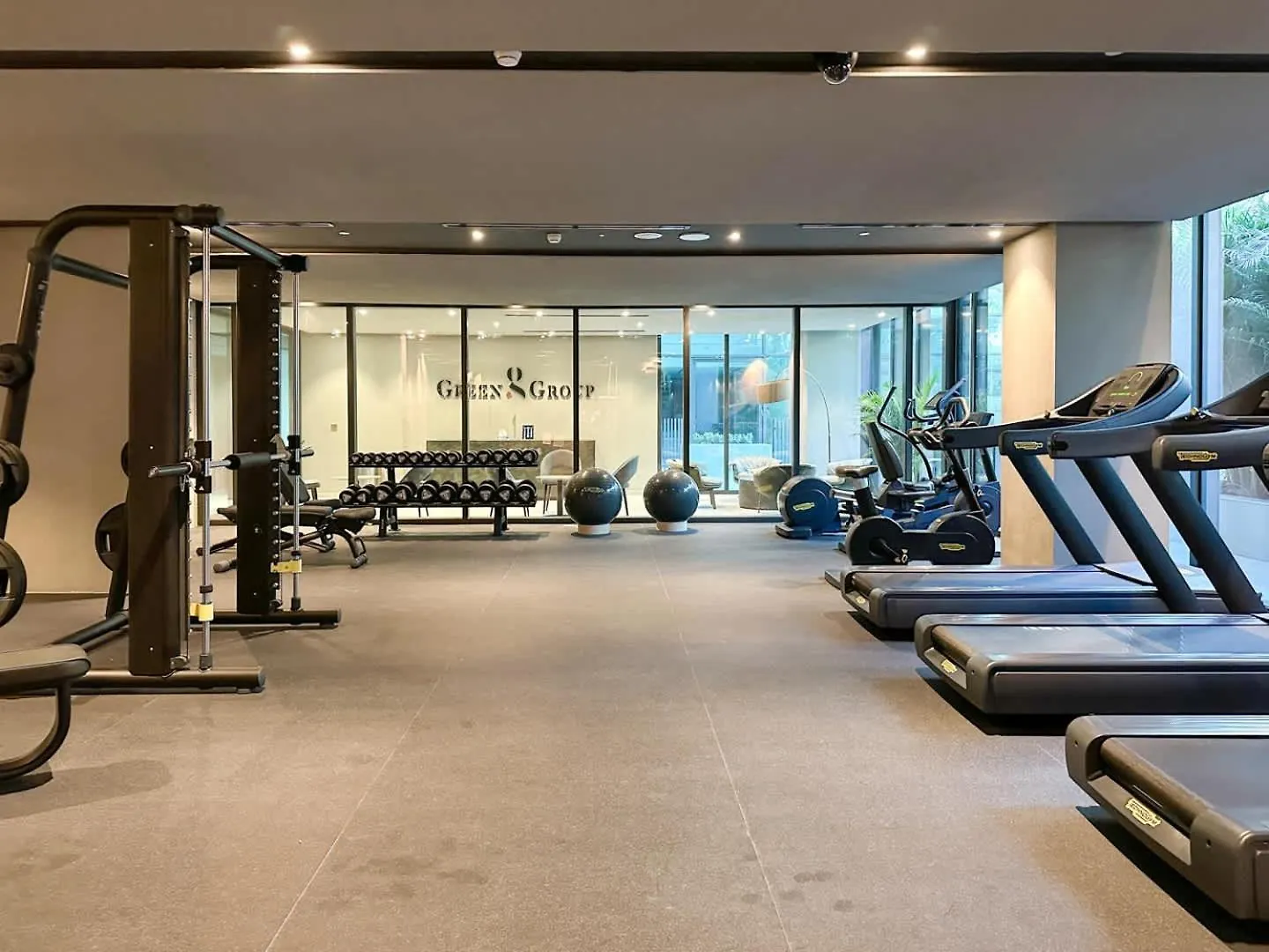 Livbnb - Serene Studio With Private Terrace In Jvc Dubai Apartment